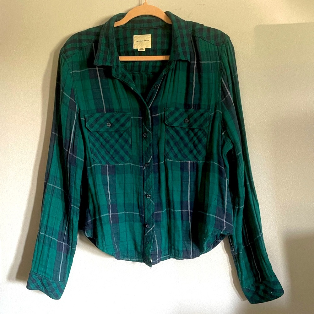American Eagle AE Blue & Green Plaid Button Up Large